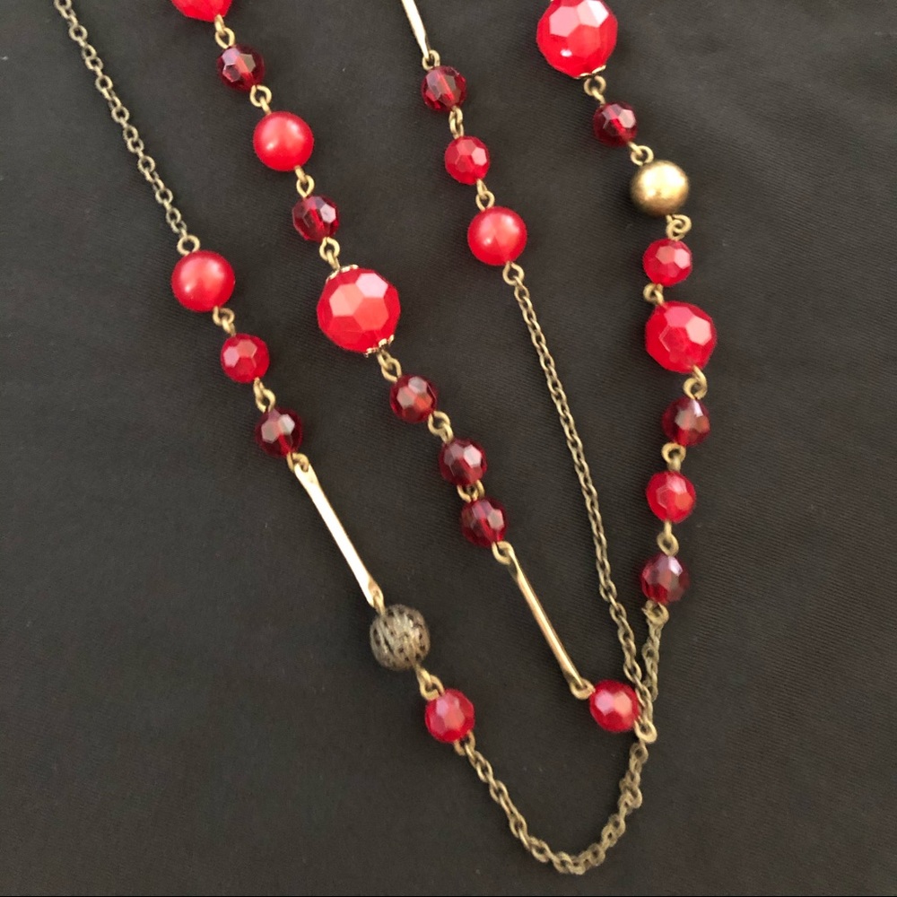 Red and gold necklace and bracelet bundle. - Picture 5 of 7